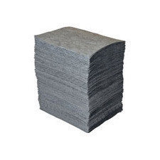 Radnor 64055741 15" X 17" Light Weight Universal Sorbent Pads Perforated At 7 1/2" ) (1/EA)
